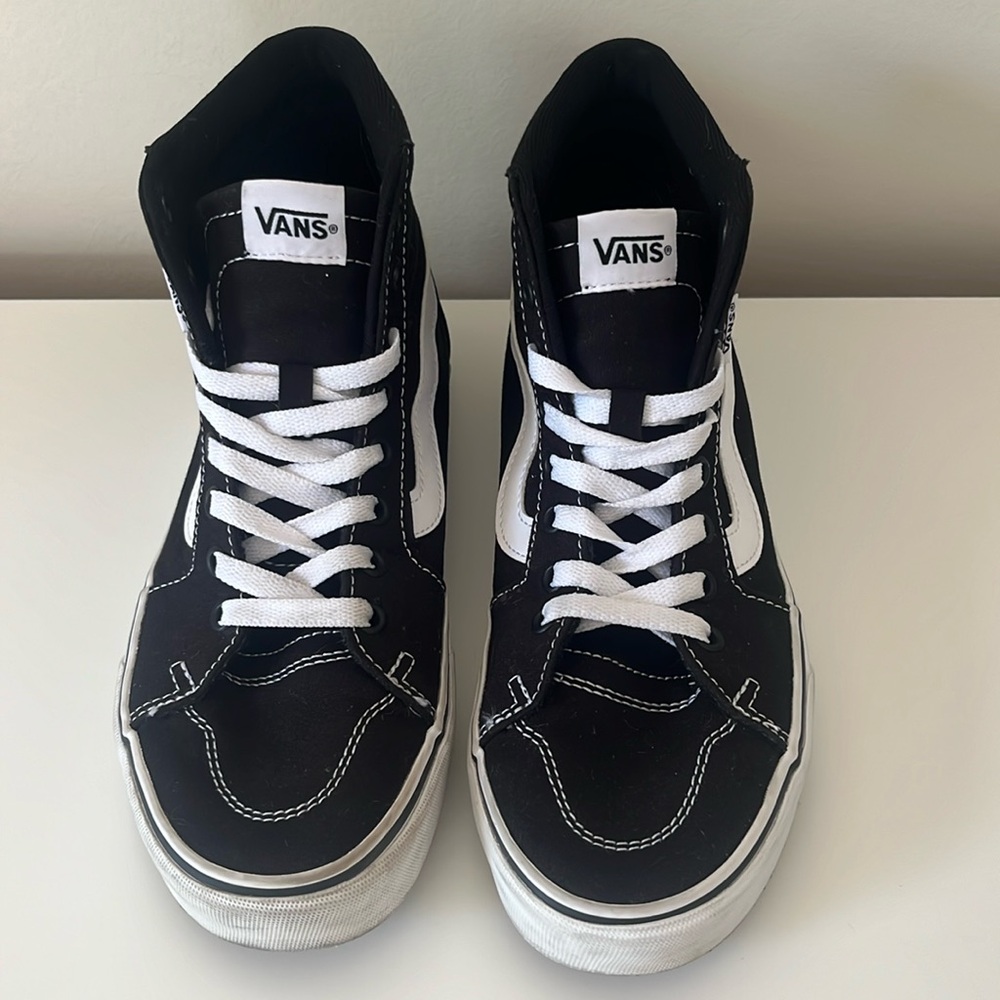 VANS Sk8-Hi Shoe | Size- 8.5